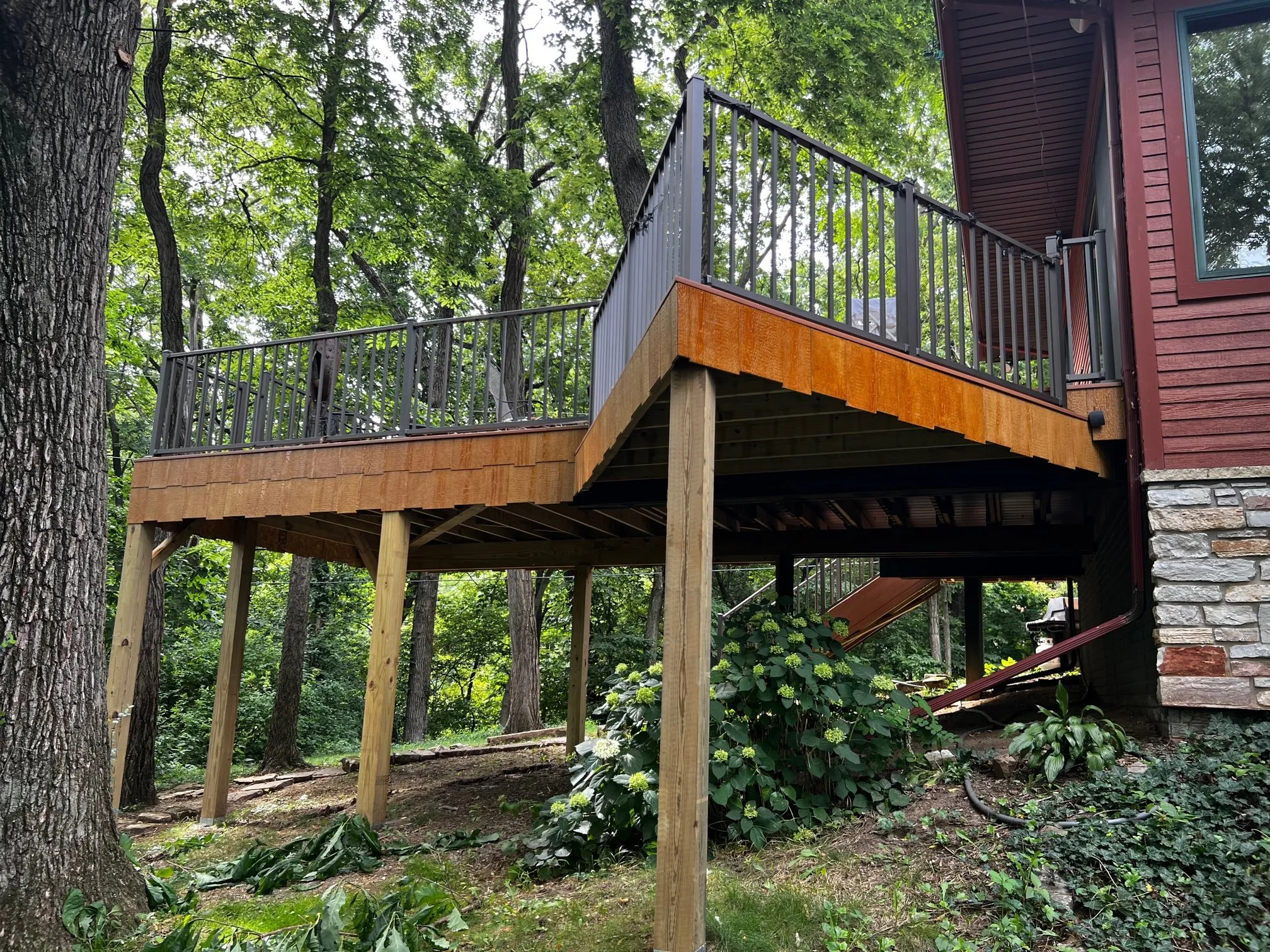 Architecture Deck, deck in Bettendorf, IA